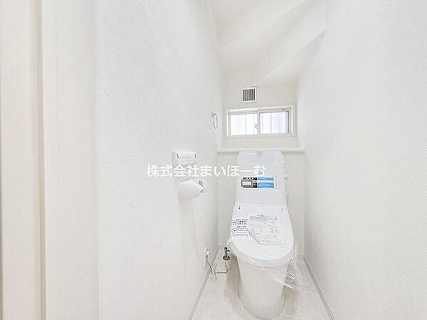 【トイレ】1階2階ともに新規交換済みのトイレです
