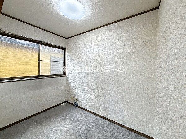 【納戸3帖】3帖の広さが自慢の納戸収納。季節物の収納にも便利なスペースです