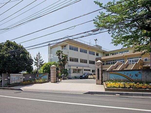 さいたま市立/大東小学校 徒歩5分。 390m