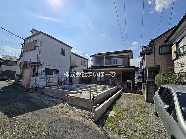 【外観】スーパーにも近くて、住環境良好な好立地に建築される新築のマイホームです♪(2026年8月24日撮影)