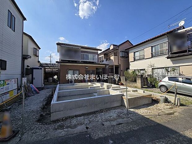 【外観】スーパーにも近くて、住環境良好な好立地に建築される新築のマイホームです♪(2026年8月24日撮影)