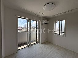 ベルウェル亀岡 2階ワンルームのリビング/ダイニング