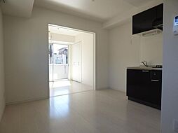 イルチェントロ本千葉駅前 5階1DKのリビング/ダイニング