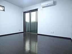 ティアラ本千葉 1階1Kのリビング/ダイニング