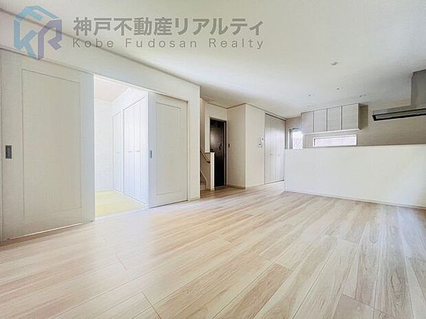 2階建て♪新築戸建て♪ご内覧可能！水曜可能♪