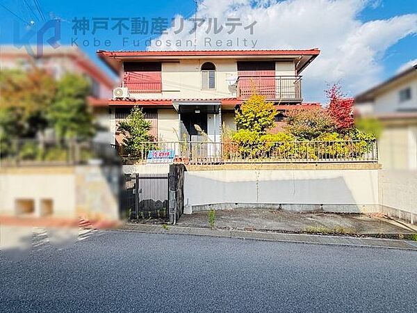 駐車場1台ございます♪（車種による）