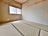 室内：室内