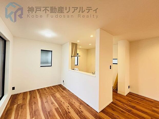 ◇家族が集うリビングダイニングは風通し良好な2階に♪