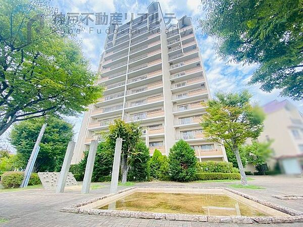 ・全居室収納あり。それぞれのお部屋にスペースがあるのでプライベートな荷物でも身近に置くことが出来ます。