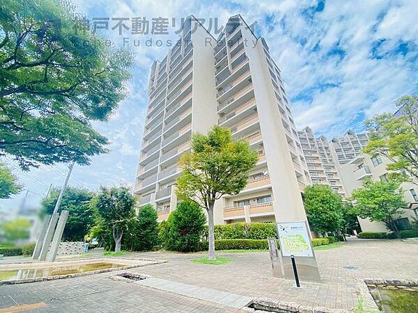 ■落ち着きある6帖の和室は、客間や趣味部屋にも最適♪