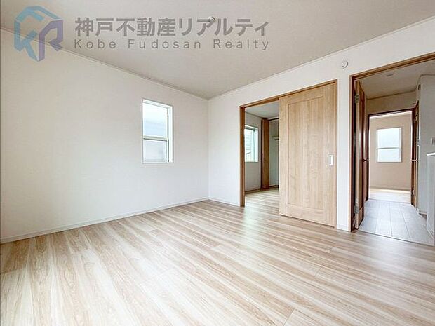 ・閑静な住宅地は、周囲の騒音も少なく、落ち着いた雰囲気です。