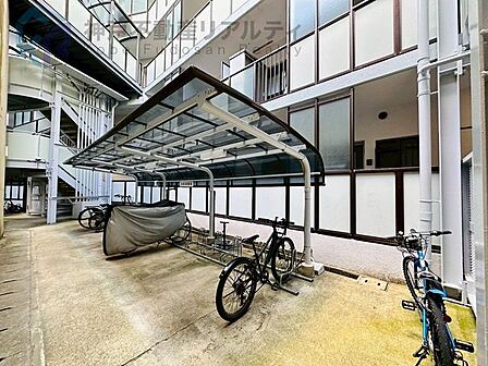 駐輪場付で、通勤・通学・お買い物など自転車をご利用いただけます。