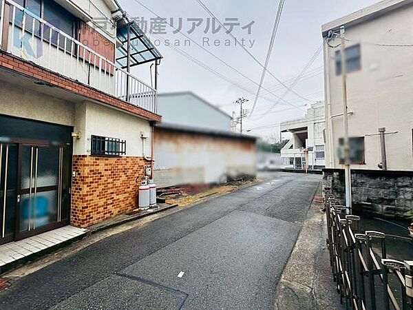 ・山陽電気鉄道本線「西新町」駅、JR山陽本線「明石」駅徒歩18分♪2沿線の利用ができます♪