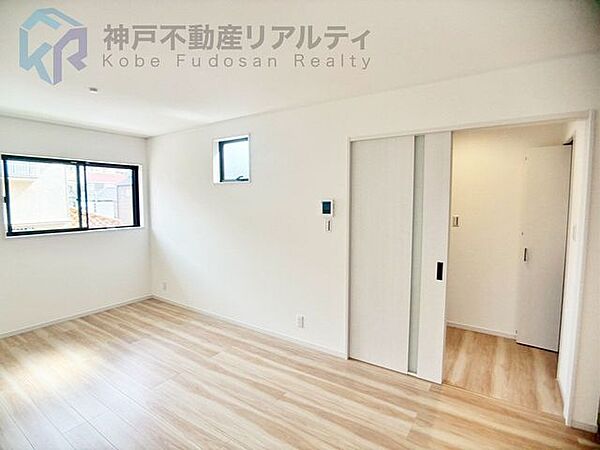 ・新築につき便利な設備が整っています♪