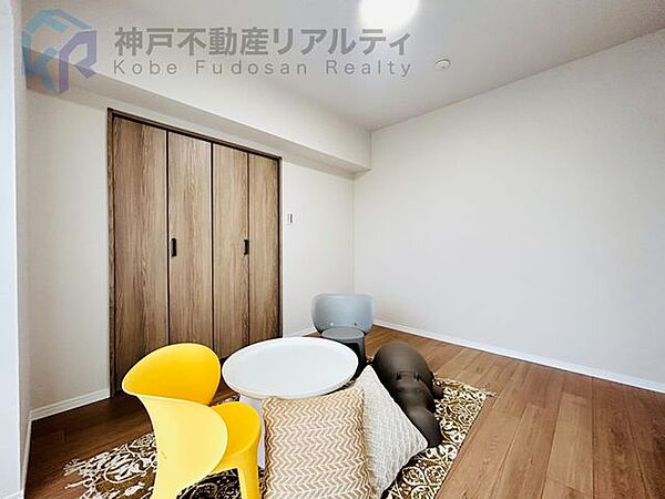 クローゼットがございますのでお洋服の収納にも便利です♪