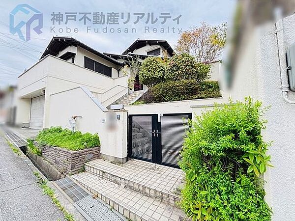 ◇前面道路幅員8.6ｍでお車の出し入れもスムーズ♪