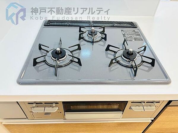 3口コンロ♪複数メニューが同時料理できます♪