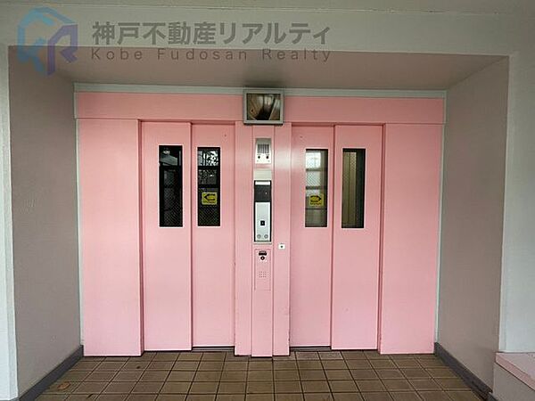 エレベーター2基ございます♪朝の混雑時もスムーズ利用できます。