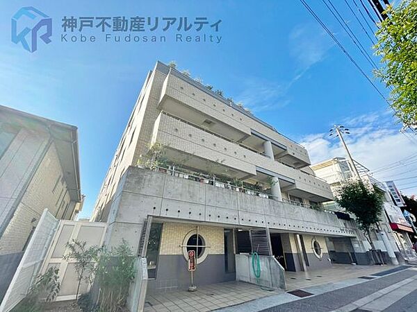 ◇約20.6平米の屋上バルコニー付き！バルコニーから明石海峡大橋・淡路島・海が望めます♪