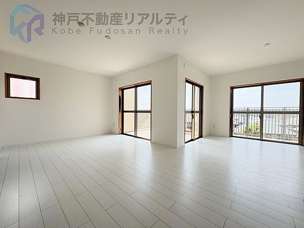 最上階角部屋♪令和8年4月フルリノベーション完了済♪