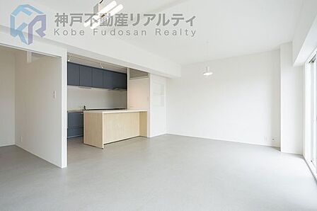 リノベーション済みの綺麗な室内♪ぜひご覧ください!