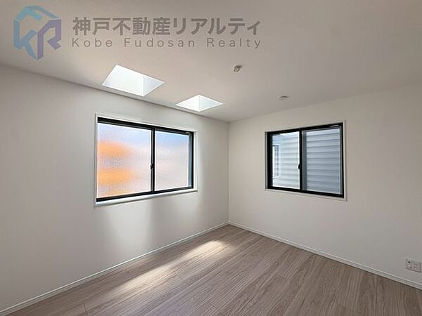 洋室を拡大表示