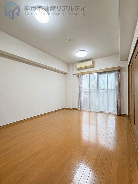 南向きにつき陽当たり良好♪※AIによる画像加工で家具を消しております。