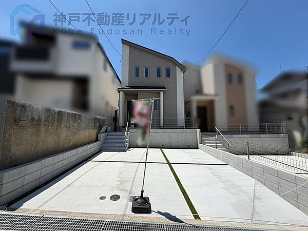 外観：328000682230