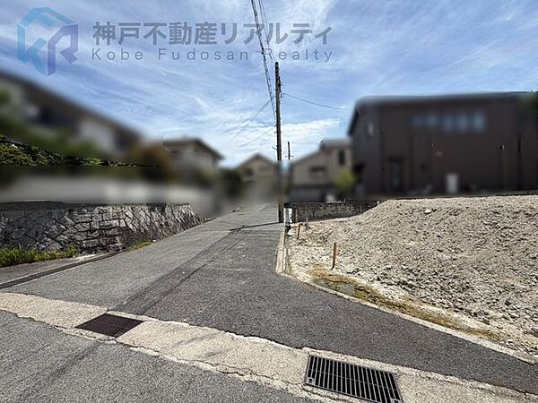 （周辺環境）コープ名谷徒歩9分セブンイレブン神戸名谷町賀市店徒歩13分