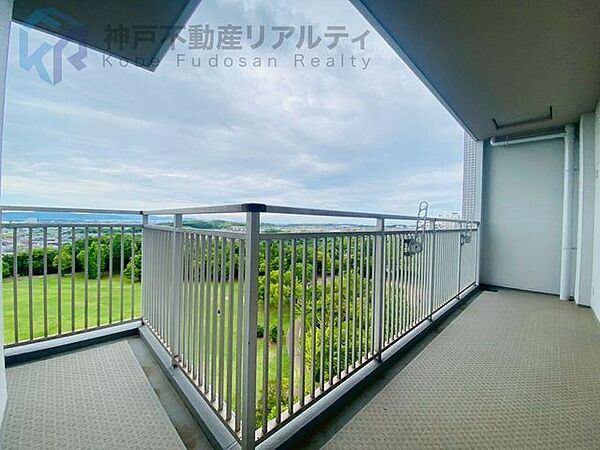 ・両面バルコニーにつき通風良好♪