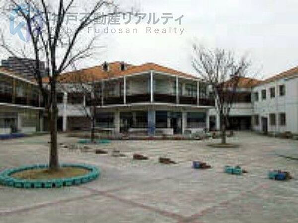 神戸市立樫野台小学校 徒歩3分。 230m