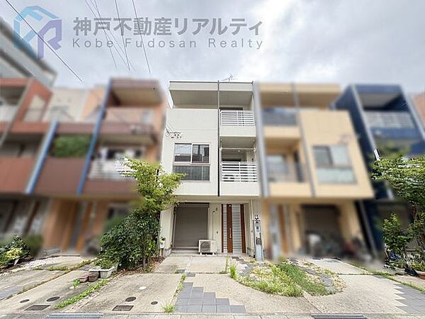 外観：328000670982