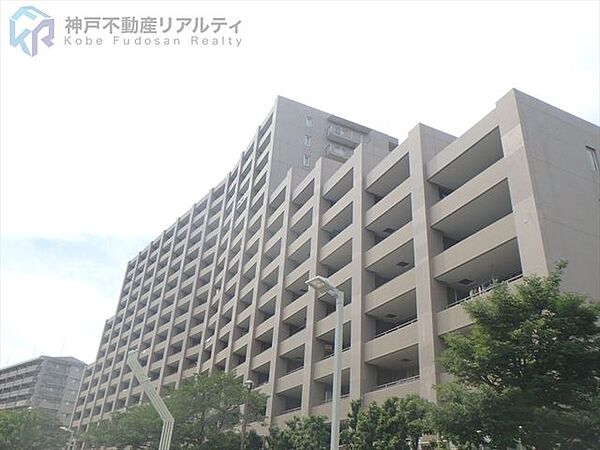 ◇開放感のあるルーフバルコニー付！