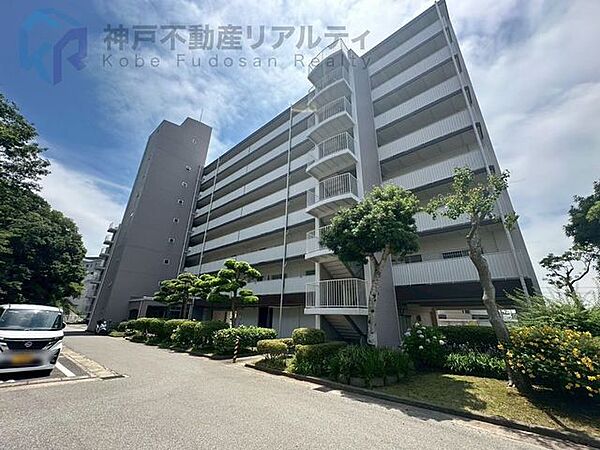 高い耐久性や断熱・気密性を持ち、耐震性にも優れた鉄骨鉄筋コンクリート構造です。