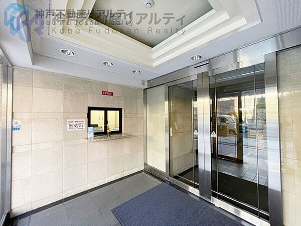 ・便利な宅配BOXもございます♪