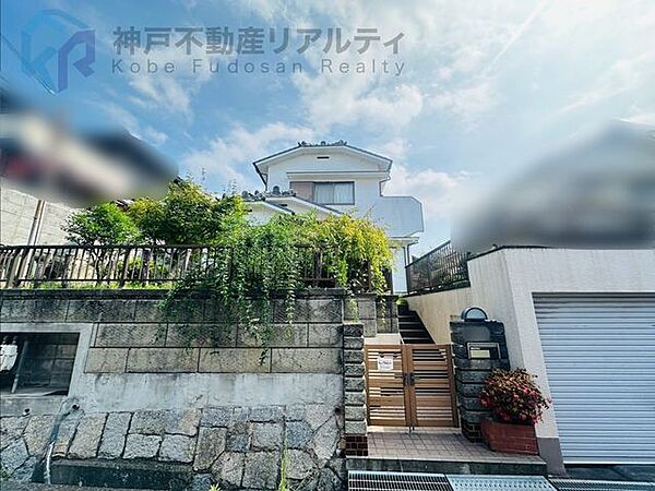 外観：328000683196