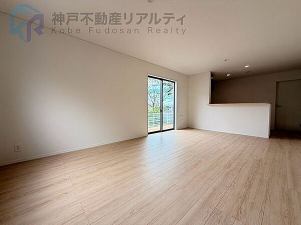 リビング/ダイニングを拡大表示