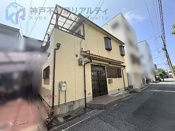 外観：328000686065