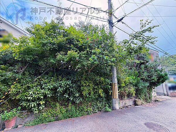 昭和46年1月築、木造2階建ての古家付き♪