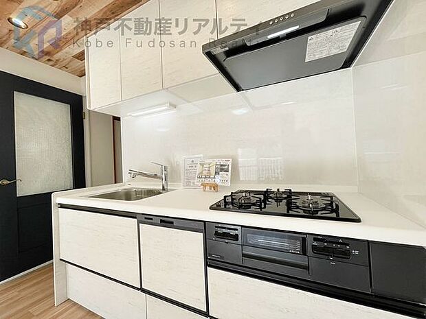 ◆食洗機付きのシステムキッチン♪
