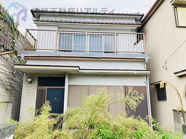 弊社はショールームを兼ねた店舗です♪・キッチン等の水回り設備や、クロス等も実際にご覧いただけますよ♪
