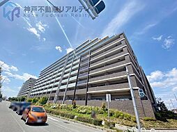 プレサンスロジェ西神南