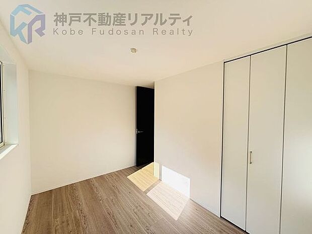 シンプルで明るい空間。どんなインテリアにも合わせやすい、使いやすいお部屋です♪