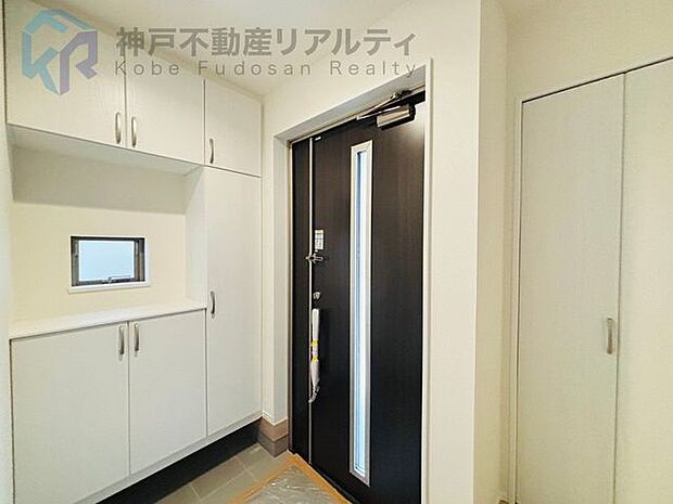 ◆ビルトインガレージ付きです♪