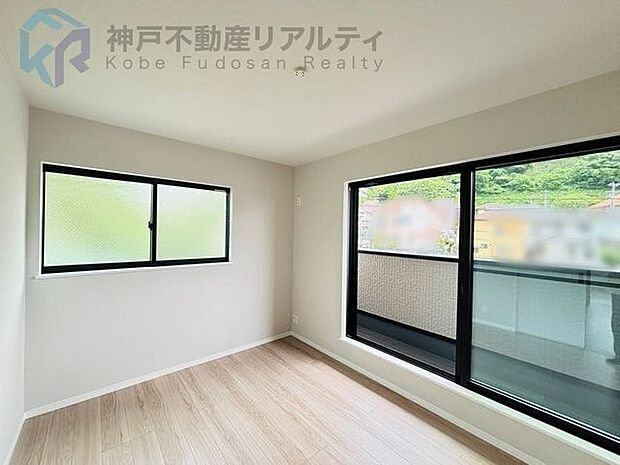 ◇南向き♪2面バルコニー♪陽当たり良好