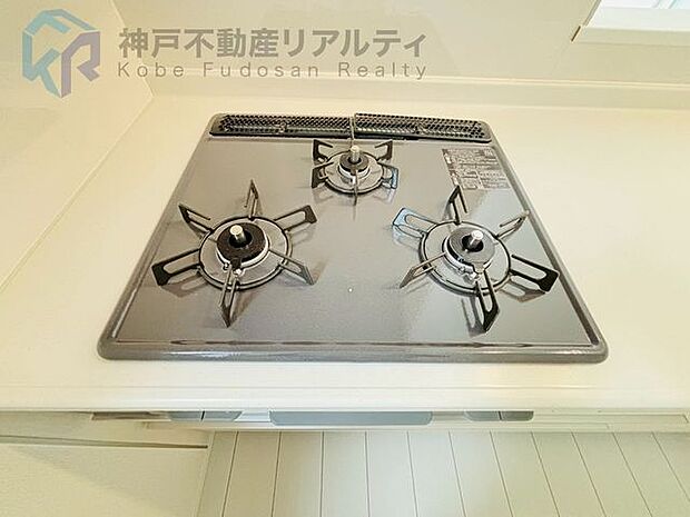 ◆3口コンロで効率よくお料理して頂けます♪