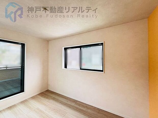 窓が多く通風良好です♪