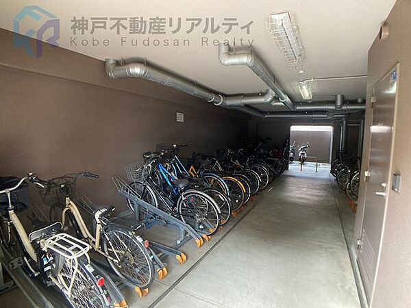 自転車好きも安心、駐輪場付の物件です。