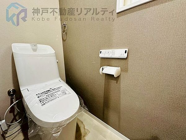 トイレ2ヶ所ございます♪