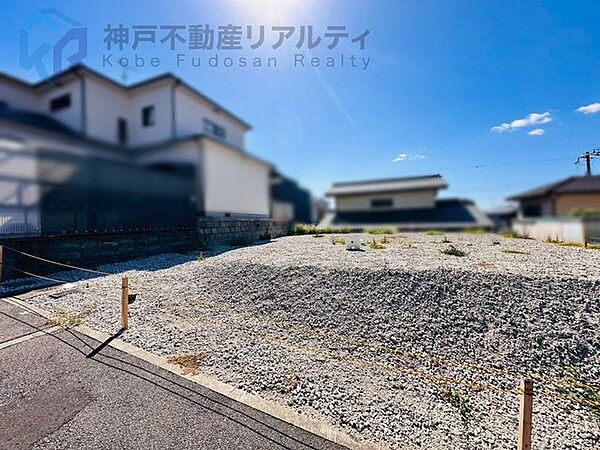 ・間口が12.1ｍございますので建築プランも広がりますね♪
